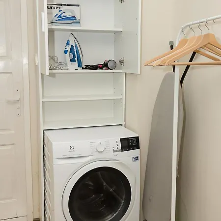 Cozy & Functional By The Opera 公寓