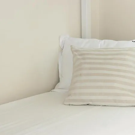 Cozy & Functional By The Opera 公寓